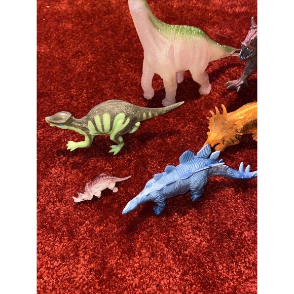 Dinosaur Toy Lot Of 7 Jurassic Park Triceratops Tyrannosaurus Rex Brontosaurus - Picture 3 of 4
